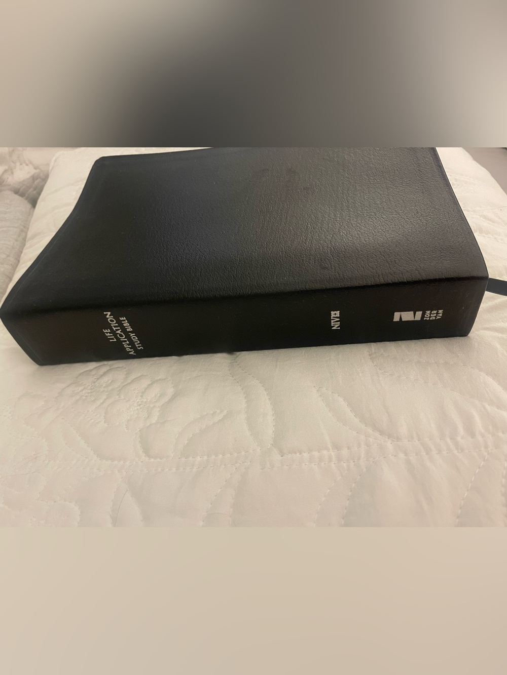 Life Application Study Bible NIV Zondervan Black Bonded Leather Gold Page Edges